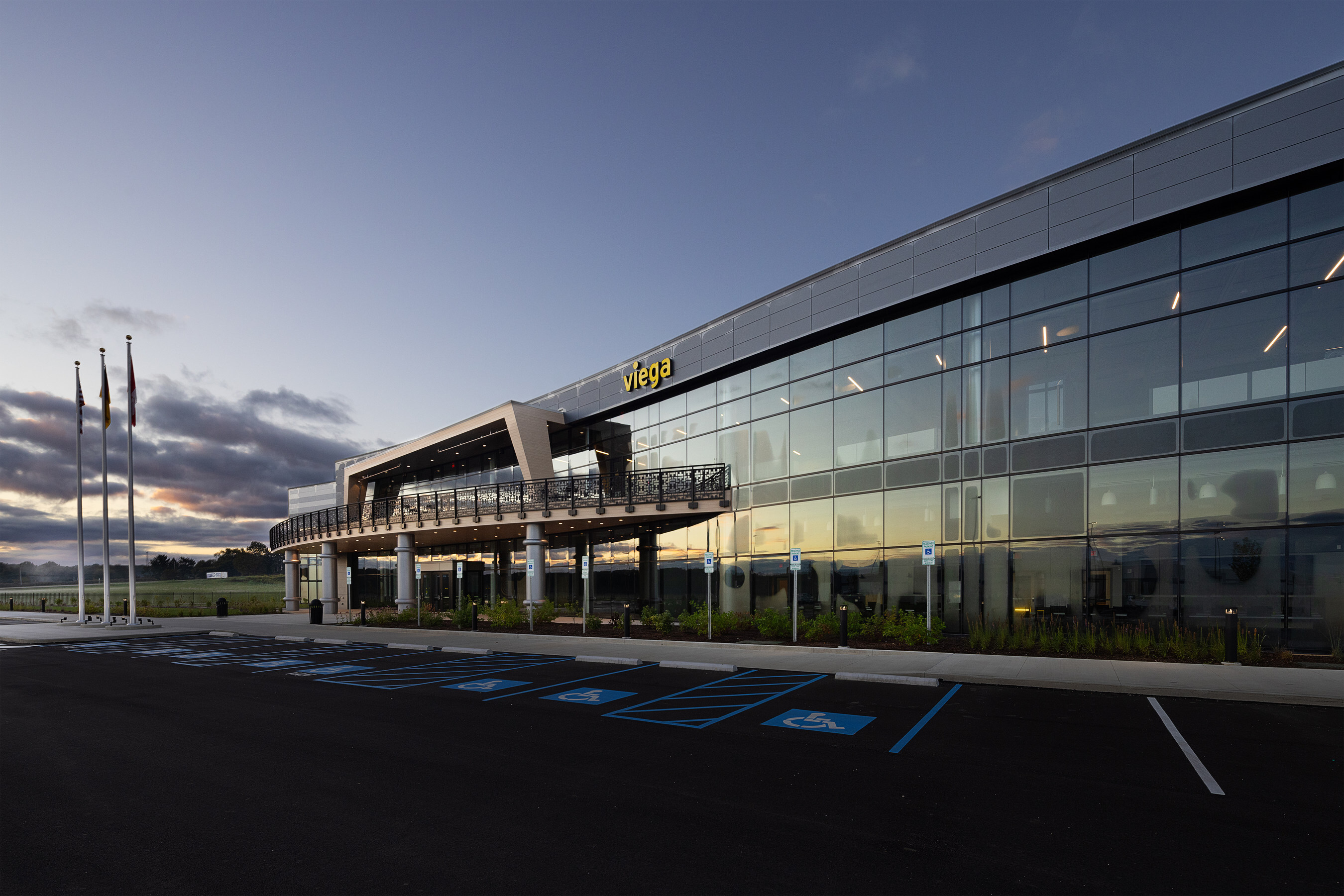 VIEGA NORTH AMERICA OFFICIALLY OPENS NEW SUSTAINABLE MANUFACTURING AND TRAINING FACILITY IN MANTUA, OHIO