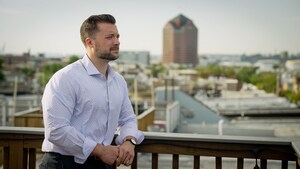 New MedStar Health Poll - Just 13 Percent of Adults Can Identify Key Risk Factors for Sepsis, the Disease that Kills Someone in the U.S. Every Two Minutes
