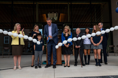Hundreds gathered for the celebration, including special guests and speakers. Pictured (left to right): Dawn Gallagher Murphy, Member of Provincial Parliament of Ontario; Dr. Cinde Lock, Head of School, Pickering College; Marson Zhang, Grade 3; John Taylor, Mayor of Newmarket; Mirella Morra, Chair, Pickering College Board of Directors; Roger Warren ’51, Pickering College alumnus; Daisy Lin, Grade 8; Ariana Heidarpour Meymeh, Grade 12; and Graeme Hepburn, nephew of Roger Warren ’51. (CNW Group/Pickering College)