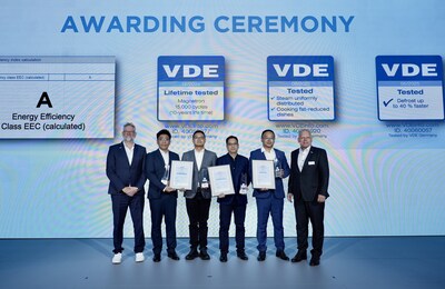 Midea executives received the VDE certificate
