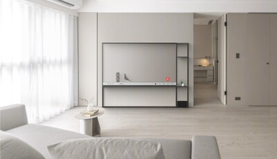 The LG SIGNATURE OLED T, the world’s first wireless transparent TV, earned the Best of IFA award, underscoring LG’s leadership in advanced television technology.