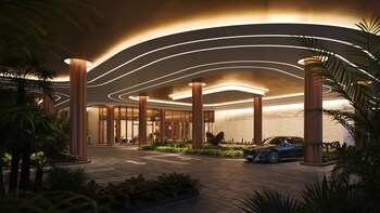 The Berkeley Palm Beach Porte-cochère (Credit: Gladstone)