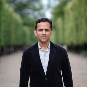 Theo Ai CPO Jay Mandal Publishes Stanford Law Whitepaper Offering New Playbook for Enterprise-Ready Generative AI Solutions
