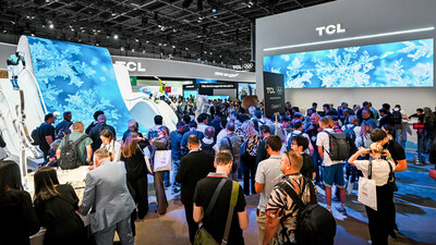 Bringing the spirit of sport to IFA, the TCL booth features a dramatic centerpiece – the TCL Olympic Freestyle Skiing Slope (PRNewsfoto/TCL)