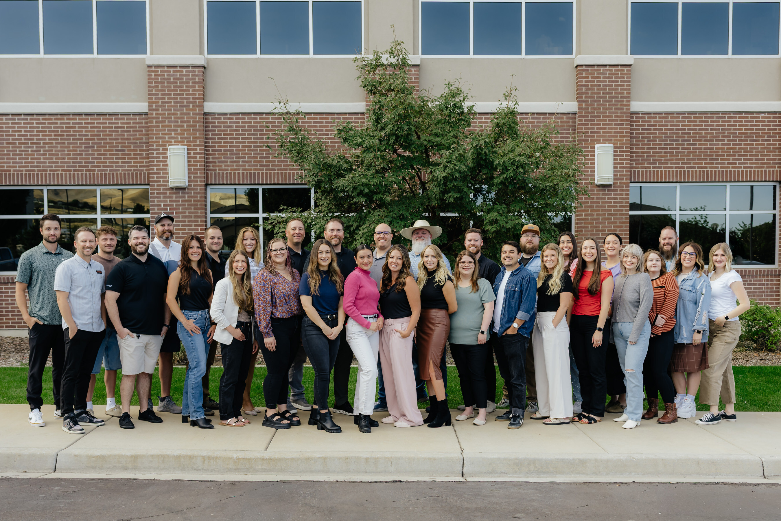 Avalaunch Media Joins Amplēo to Deliver Embedded Fractional Marketing Teams for Small and Scaling Companies