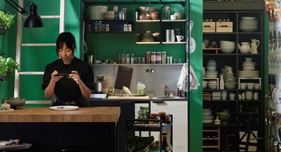 Cette année, nous voulons aider la population à créer des cuisines et des agencements de salle à manger conséquents avec leurs propres besoins : ainsi, leur expérience de cuisine au quotidien sera plus facile, plus agréable et plus durable. (Groupe CNW/IKEA Canada Limited Partnership)