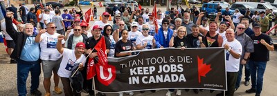 Unifor rally at Titan Tool & Die (CNW Group/Unifor)