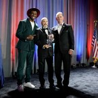 Former Pro Bowl QB Robert Griffin III (left), Courage Award honoree Deron Santiny (center), and WWP CEO Lt. Gen. (Ret.) Walt Piatt pose for a photo at the annual Courage Awards & Benefit Dinner.