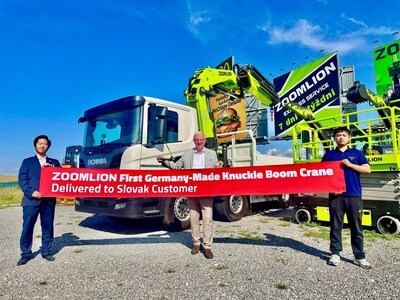 Zoomlion Delivers its First Germany-Made Knuckle Boom Crane, Strengthening European Localization Strategy (PRNewsfoto/Zoomlion)