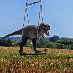 Dinosaur-Themed Halloween Event Starts in Santa Claus, Indiana