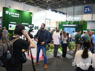 Sylvox Outdoor TVs Draw the Crowd at IFA 2025