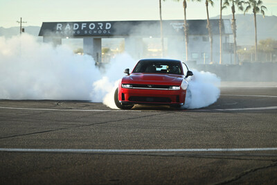 Dodge is giving DodgeGarage.com members the chance to unleash their inner racer with the “Ultimate Muscle Car Experience” sweepstakes, with one lucky enthusiast winning a two-day high-performance driving experience at Radford Racing School, the official high-performance driving school of Dodge//SRT.
