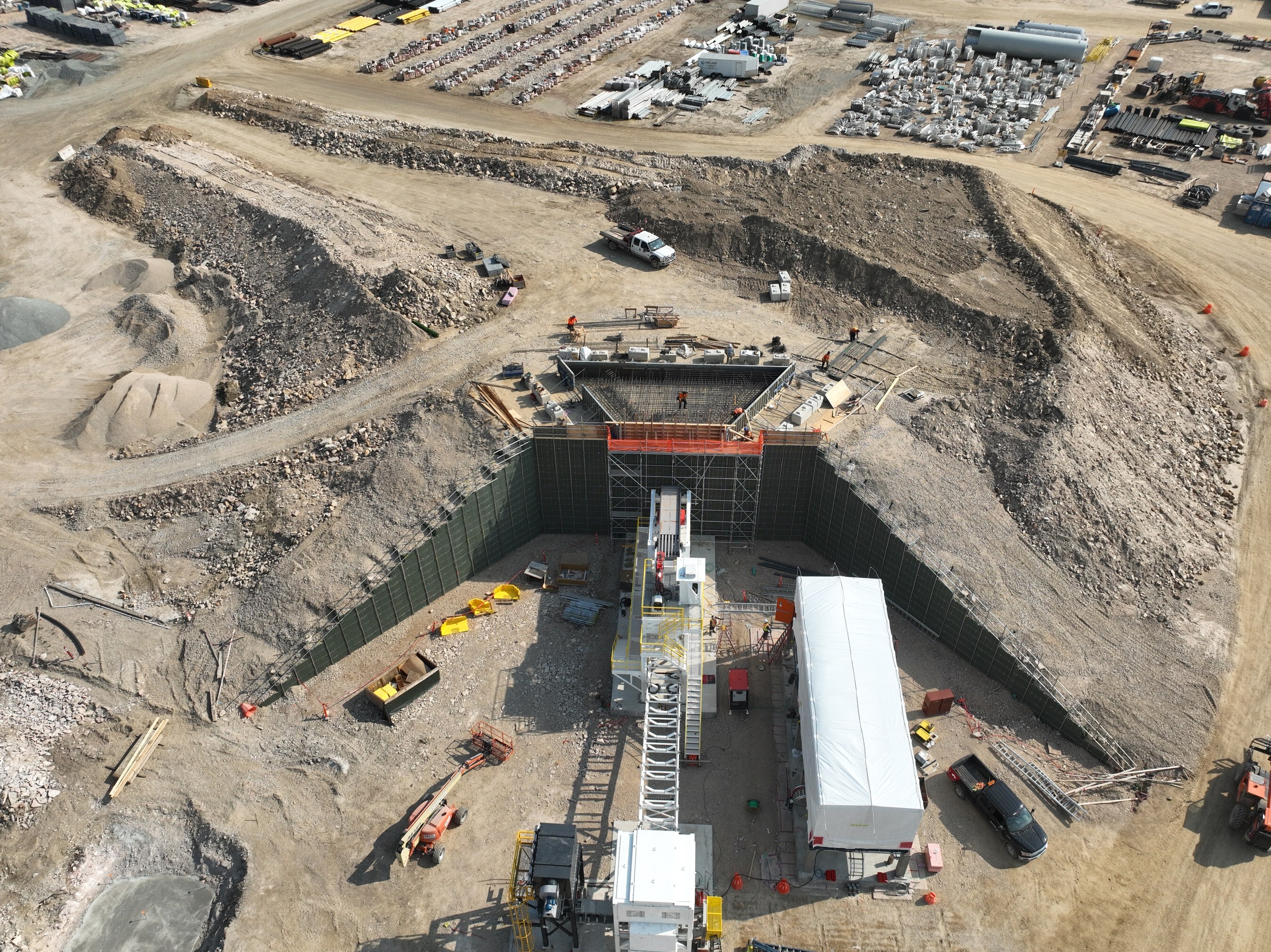 Primary Crusher Installation (CNW Group/Foran Mining Corporation)