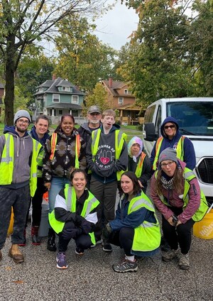 Workplace Contest Unites Cuyahoga DD Staff Volunteers, People Served: Fourth annual Days of Service at 17 Organizations