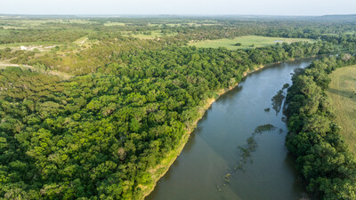 One of the eight priciest ranches in Texas, offered by the specialized ranch-and-land division of Briggs Freeman Sotheby's International Realty, based in Dallas-Fort Worth. The legendary luxury brokerage has represented the finest homes, high-rises, ranches and land since 1960 and counting.