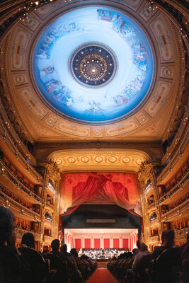 La Orquesta Filarmónica de Qatar debuta en el Teatro Colón (PRNewsfoto/Years of Culture)