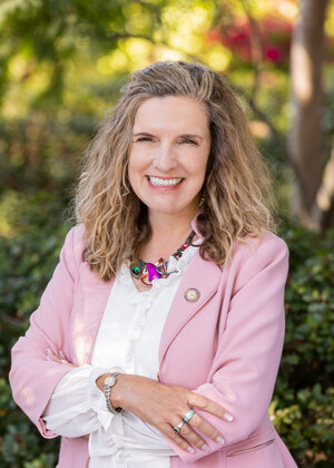 La Dra. Katrina S. Rogers, de Fielding Graduate University, fue designada editora asociada de la nueva revista internacional