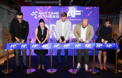 AF Vincom Grand Park Vietnam Left to right: 1. Walter Nguyen – Country Manager Anytime Fitness Vietnam 2. ⁠Sulyn Chee – General Manager  Anytime Fitness Vietnam 3. Ryan Cheal - Group Chief Operating Officer Inspire Brands Asia 4. Mark De Joya – Chief Operating Officer Inspire Brands Asia 5. ⁠⁠Linh Ngo Marketing Manager Anytime Fitness Vietnam