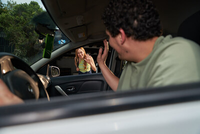 Unable to view the image, Please provide a valid URL.