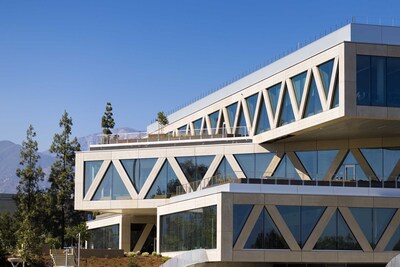The Robert Day Sciences Center is the new home of the Kravis Department of Integrated Sciences at Claremont McKenna College. Photo: Anibal Ortiz/CMC