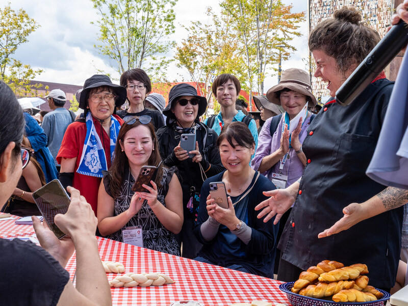 Unable to view the image, Please provide a valid URL.