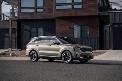 Kia America has announced pricing for the 2026 Sorento PHEV.