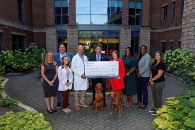 (left to right) Lori Chatel, executive assistant, Gary Rome Auto Group, Brandon Ramirez, director, corporate social responsibility, Hyundai Motor North America, Grace Mariani Eurkus, pediatric social worker, Baystate Health, David Tashjian, MD, medical director, pediatric trauma surgery, Baystate Health, Gary Rome, president and CEO, Gary Rome Auto Group, Kathy Tobin, interim vice president, philanthropy, Baystate Health, Yolanda Marrow, DNP, RN, program manager, pediatric trauma surgery, Baystate Health, Diana Chung-Edwards, MSN, RN, nurse coordinator, trauma injury prevention, Baystate Health, Brittany Zabielski, social media administrator, Gary Rome Auto Group at Baystate Medical Center in Springfield, Mass., on Sept. 22, 2025 (Photo/Hyundai)