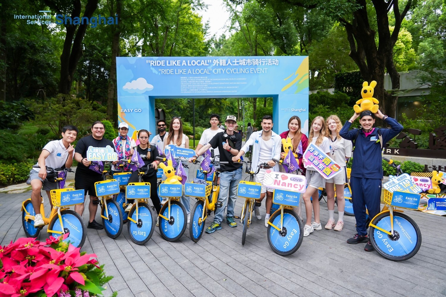 Ride like locals: Expats embrace Shanghai's bike-friendly vibe