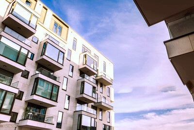 Otis is introducing its new flexible Arise™ MOD Prime and Arise™ MOD Plus solutions in Europe to modernise low- to mid-rise residential and commercial buildings. (PRNewsfoto/Otis Worldwide Corporation)
