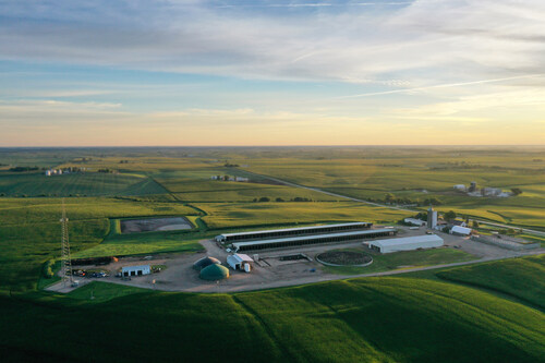 Horizon II facility, Stockton, Iowa, where renewable fuels are produced from plant materials, animal waste, and agriculture residues. U.S. farmers can leverage similar resources to serve new markets, relieve financial pressures, and stabilize rural communities. (Image credit: Roeslein Renewables)
