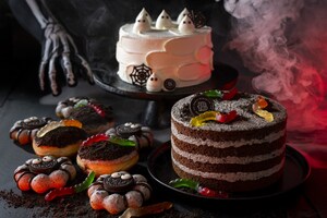 Paris Baguette Unveils Handcrafted Thanksgiving Cakes - Plus Spooky Surprises for Halloween