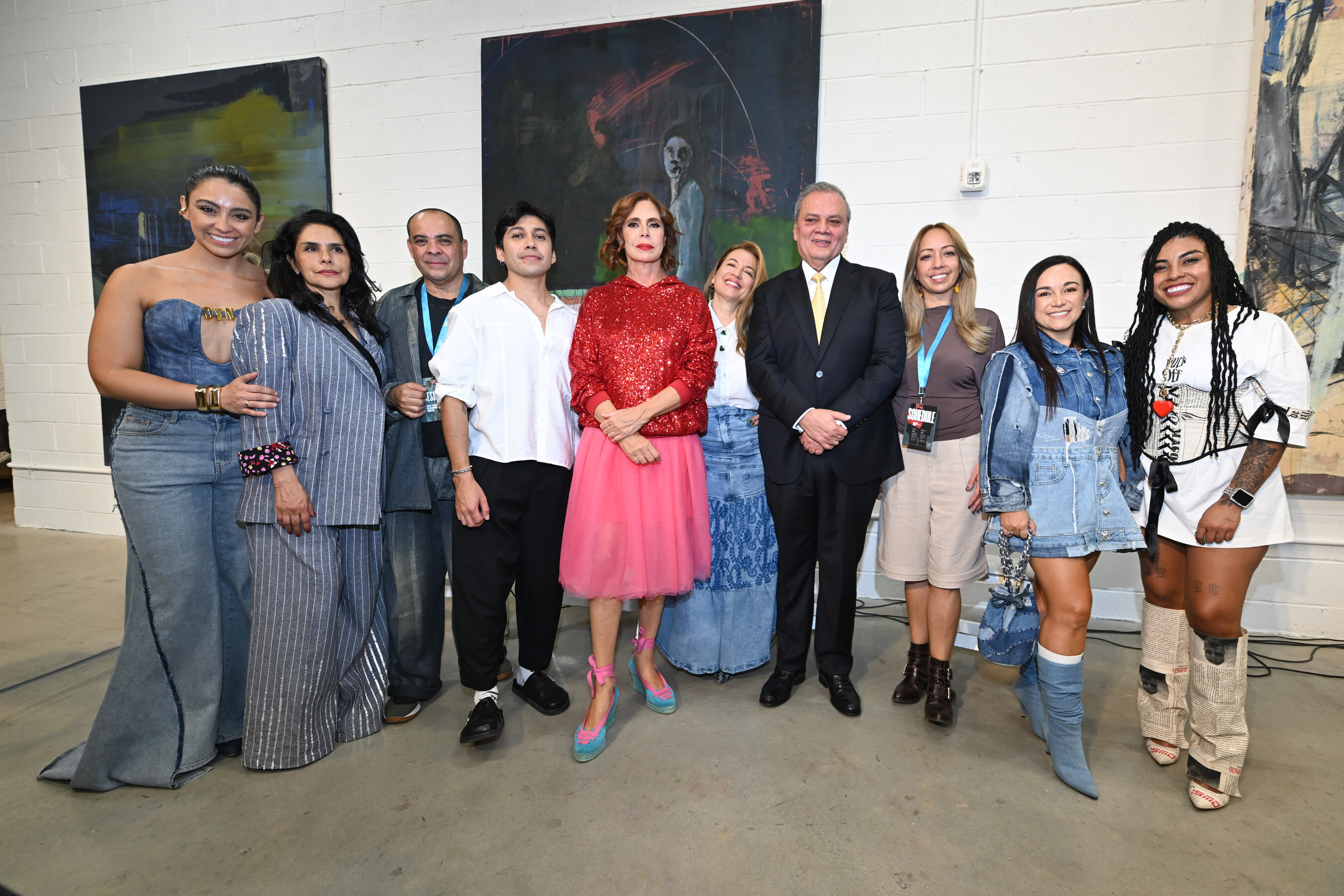 Unable to view the image, Please provide a valid URL.