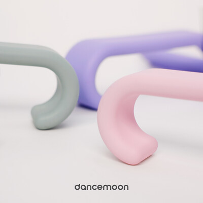 With Surging Sales and Rave Reviews, JustHang Squeegee Unveils New Color Collection