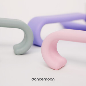 With Surging Sales and Rave Reviews, JustHang Squeegee Unveils New Color Collection
