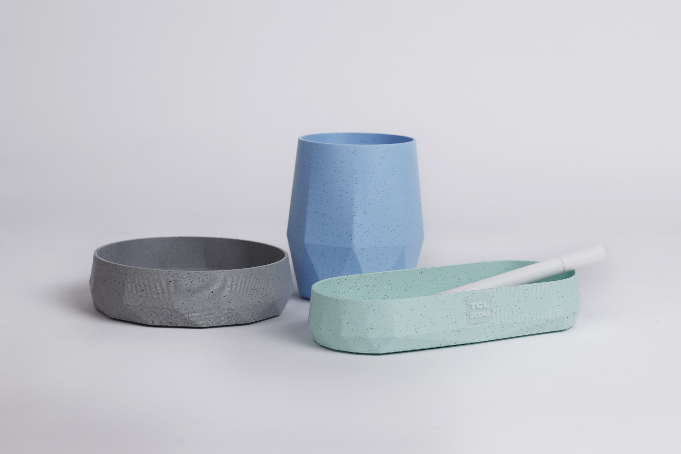 TCL Unveils TCL ECORA™: A Game-Changing Material Made from Upcycled Ceramic Waste
