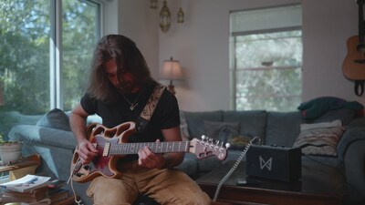 Nimbus brings the music studio home: a powerful 70W stereo smart amp that lets guitarists practice, record, and create with pro-level effects in a compact, all-in-one design.