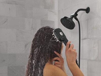 Delta Faucet debuts the VersaCurl™ Detangling Shower Tool for curly and coily hair types.