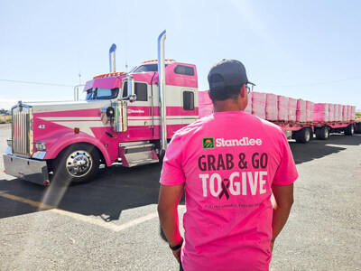 At Standlee, supporting the fight against breast cancer is more than a tradition, it’s part of our identity. These pink bales symbolize hope, strength, and unity as we honor the people in our barns, homes, and communities who face this battle.