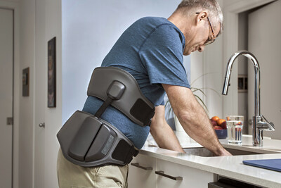 TEOS — Improving the daily lives of people with back pain (CNW Group/Saint-Francis Brace)