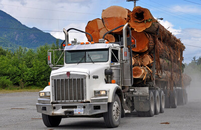 Fight back needed as Trump continues to attack Canadian softwood lumber jobs (CNW Group/Unifor)