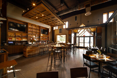 Distillery & Social House Interioir (PRNewsfoto/CraftCo.)