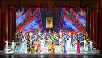 Hefei Hosts "Operas Gathering in Anhui • Stars Shining in Hefei," Showcasing Masters of Traditional Chinese Theater (PRNewsfoto/Hefei Daily)
