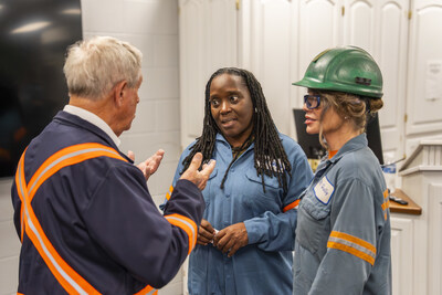 Representative Wilson speaking with employees at the Mt. Holly smelter.