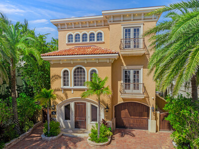 Thanks to commercial-grade construction elements and an extra 3 ft. of elevation, the residence has remained uniquely “high and dry” during inclement coastal weather. The property has also benefitted from the seller’s “meticulous maintenance and pride of ownership,” according to Platinum. OceanfrontLuxuryAuction.com.