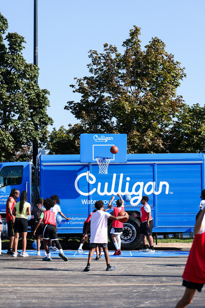 Nearly 600,000 Single-Use Plastic Water Bottles Avoided in First Year of Partnership with Innovative Hydration Solutions at Games, Concerts, Events