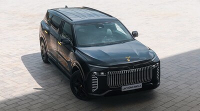 VinFast Armored Lac Hong 900 LX