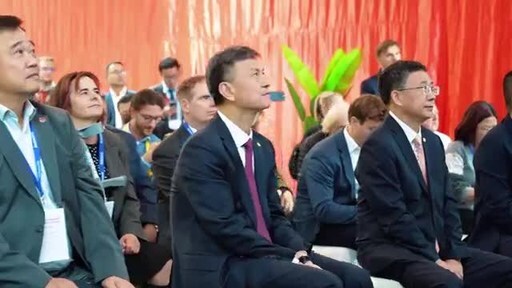 Bus World 2025: CRRC EV Debuts Two All-Electric Buses, Introduces Digital-Intelligent Low-Carbon Urban Transit System to Redefine Smarter Urban Mobility
