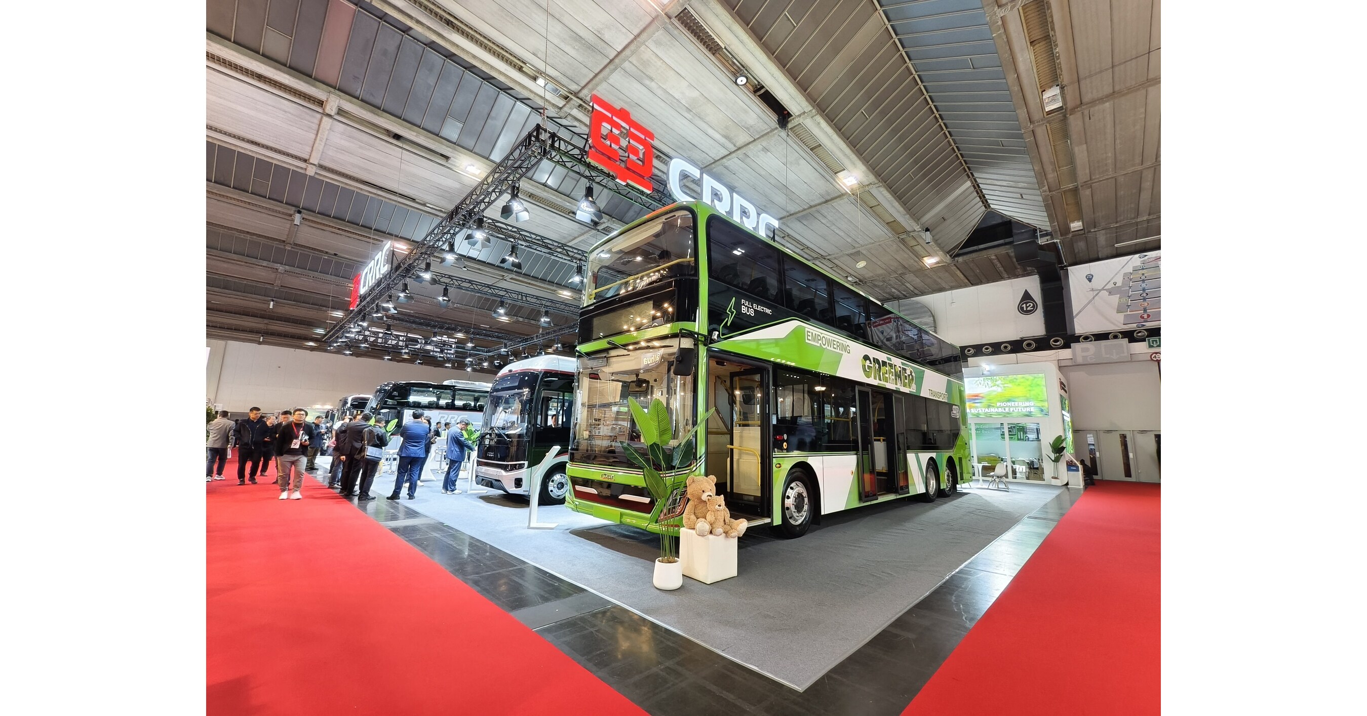 Busworld 2025：CRRC EV、2種類の新型電動バスを初公開 デジタル×インテリジェント×低炭素の都市交通システムを提案