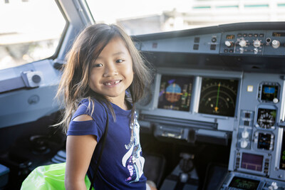 Toronto Pearson, Air Transat and Autism Ontario host immersive airport familiarization tour for individuals with autism and neurodivergent needs (CNW Group/Greater Toronto Airports Authority)