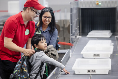 Toronto Pearson, Air Transat and Autism Ontario host immersive airport familiarization tour for individuals with autism and neurodivergent needs (CNW Group/Greater Toronto Airports Authority)